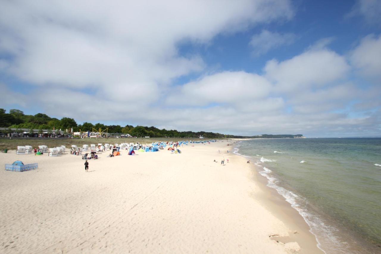Zentral Aber Ruhig, Terrasse Mit Viel Gruen - Strandnahes Ferienhaus Luki Goehren  Exterior foto